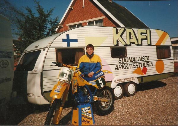 S.Taimi Nakkila Suzuki ja Kafi vaunu belgiassa 1987